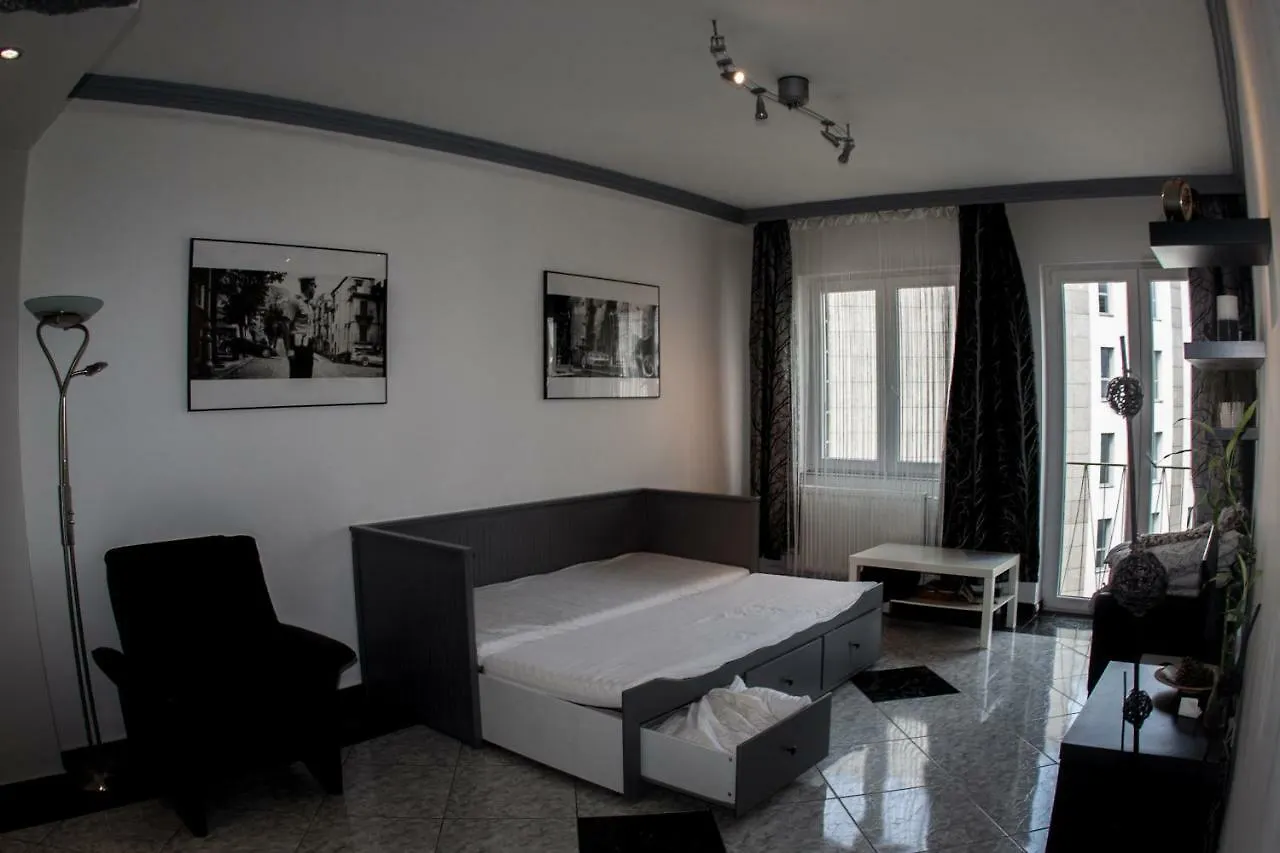 Deak Design Apartment Budapeşte Macaristan